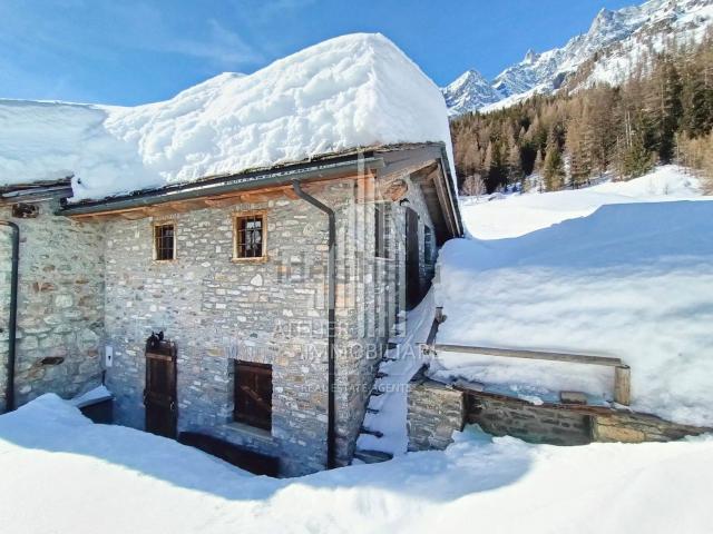 Casa in vendita a Le Pont, Courmayeur