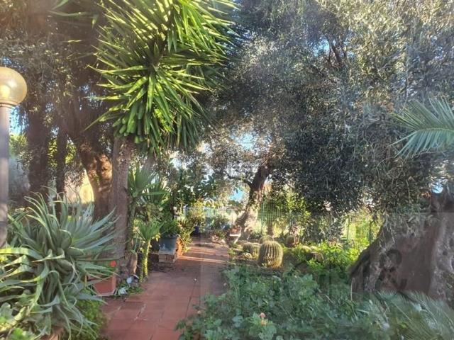 Casa in vendita a Suseneo, San Remo
