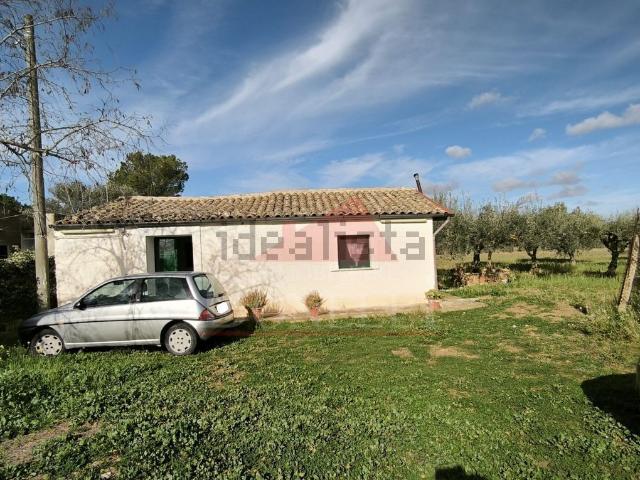 Casa in vendita a Caltagirone, Sicilia