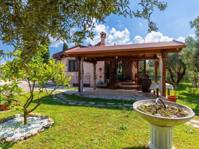 Casa in vendita a Colle degli Dei, Roma Capitale
