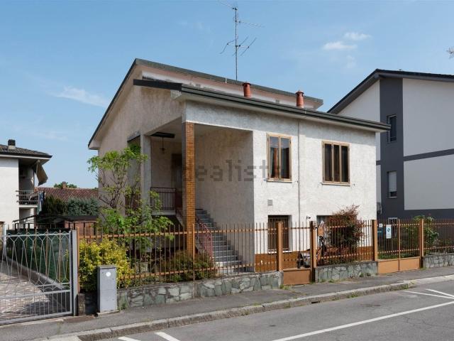Casa in vendita a Melzo, Lombardia