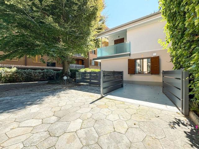 Casa in vendita a Carciano, Stresa