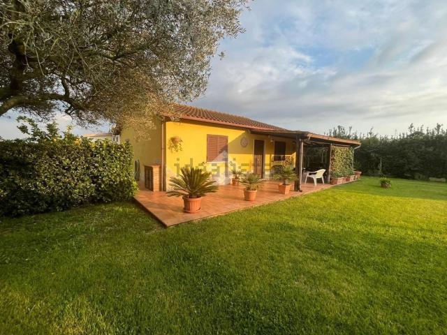 Casa in vendita a Aprilia, Lazio
