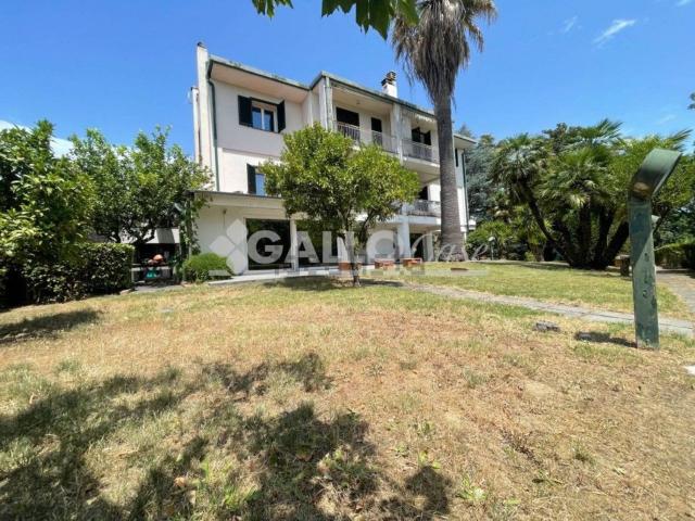 Casa in vendita a Calabria, Cosenza