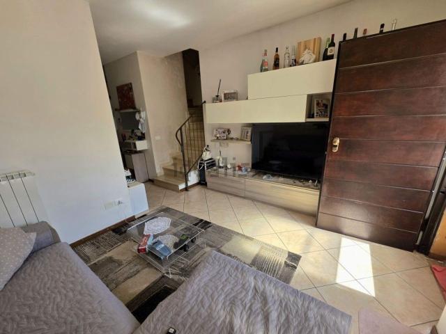 Casa in vendita a Quarata, Arezzo