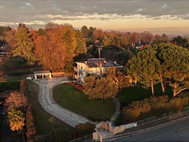 Casa in vendita a California, Lesmo