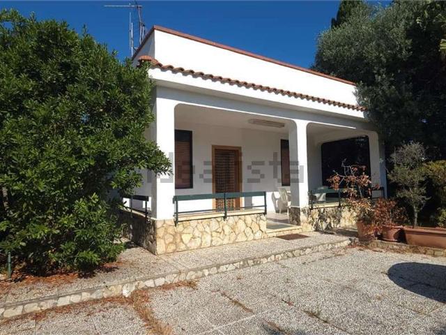 Casa in vendita a Carini, Sicilia