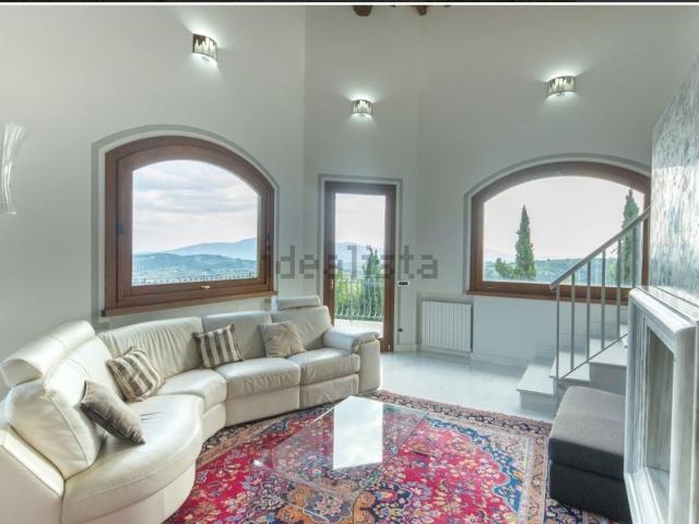 Casa in vendita a Collecchio, Uzzano E Castello