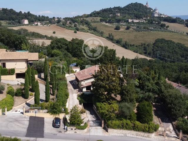 Casa in vendita a Izzalini, Umbria