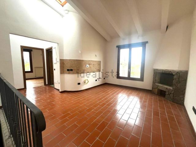 Casa in vendita a Signa, Toscana