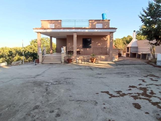 Casa in vendita a Puglia, Barletta-andria-trani