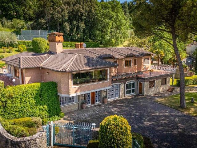 Casa in vendita a Palazzo Del Pero, Toscana