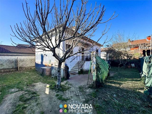 Casa in vendita a Piemonte, Novara