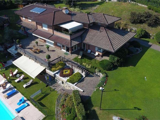 Casa in vendita a Longone al Segrino, Como