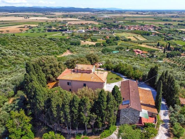 Casa in vendita a Campiglia Marittima, Toscana