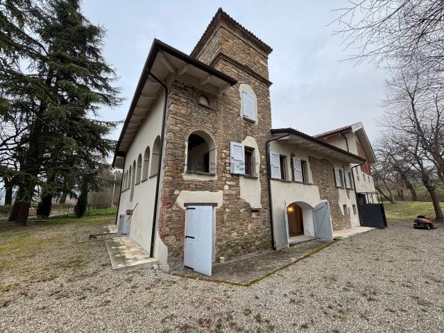 Casa in vendita a Unione dei comuni del Distretto Ceramico, Sassuolo