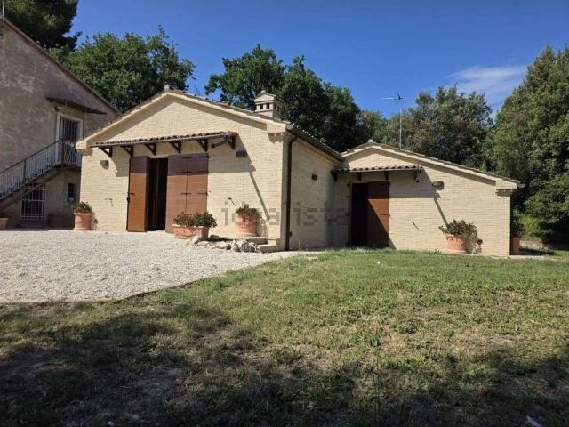 Casa in vendita a Marche, Ancona