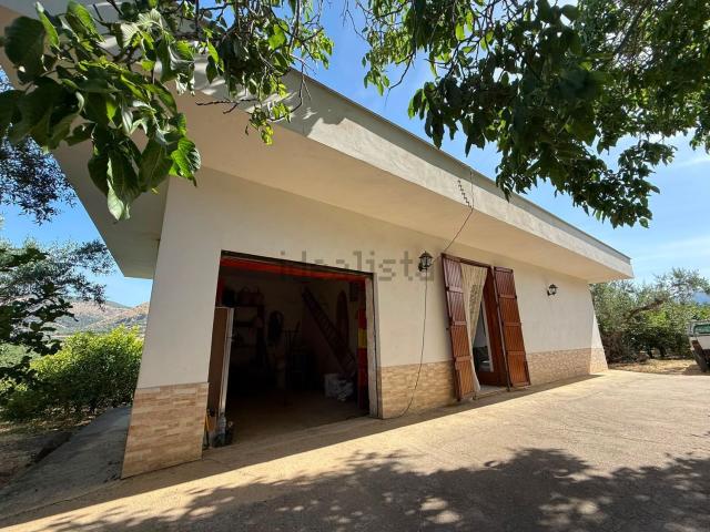 Casa in vendita a Borgo Parrini, Partinico