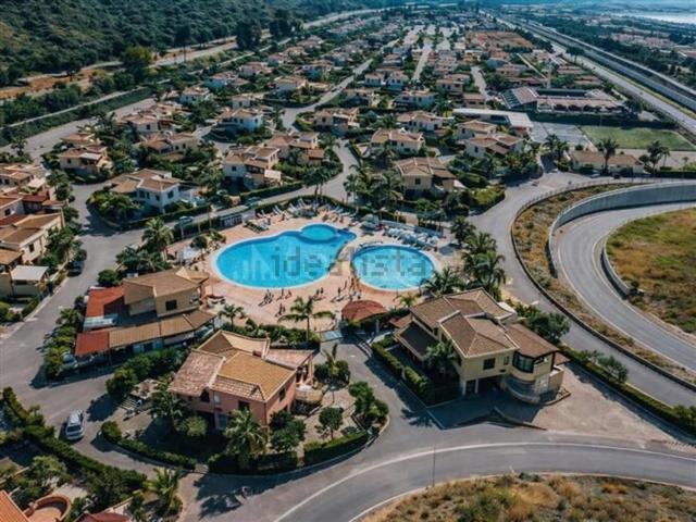 Casa in vendita a Campofelice Di Roccella, Sicilia