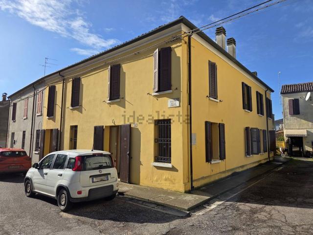 Casa in vendita a Unione Terre e Fiumi, Reggio Emilia