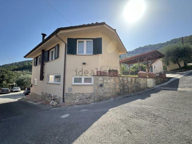 Casa in vendita a Bagni Di Lucca Ponte, Toscana