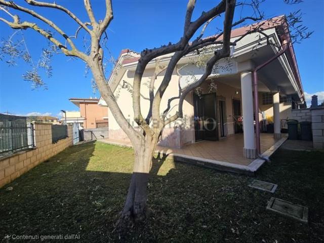 Casa in vendita a Villa Claudia, Roma Capitale