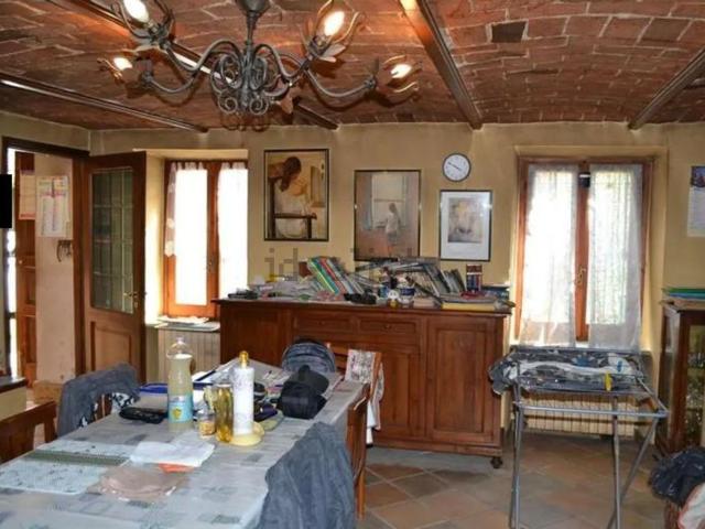 Casa in vendita a Cassinasco, Asti