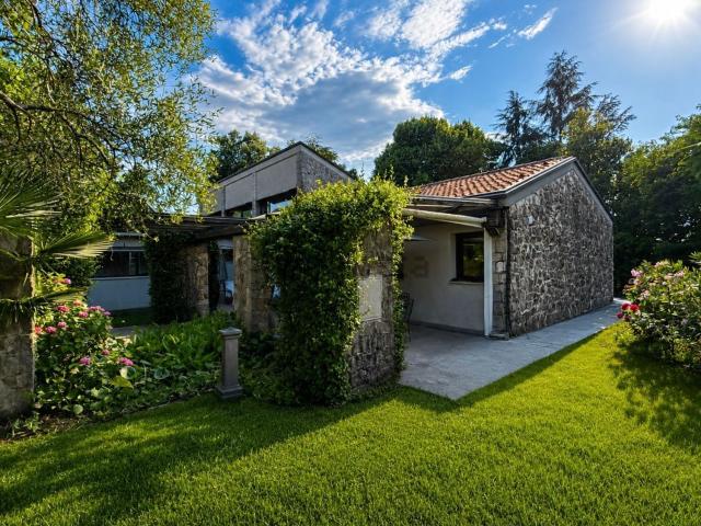 Casa in vendita a Borc Foscje, Tricesimo / Tresesin
