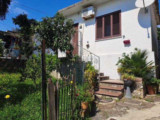 Casa in vendita a Vibonati, Campania