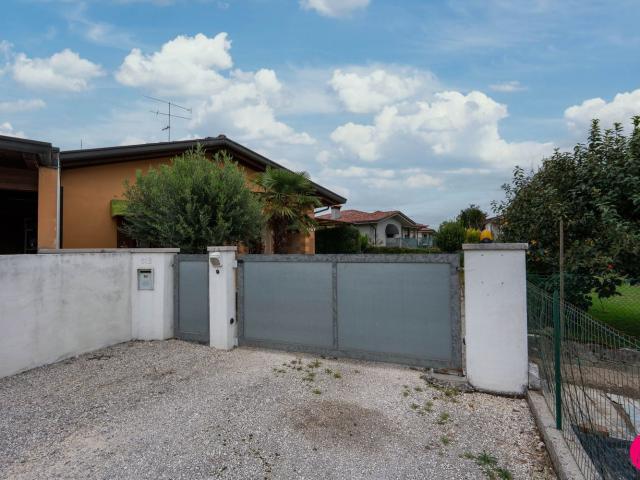 Casa in vendita a Visinale / Visinâl, Pasiano di Pordenone