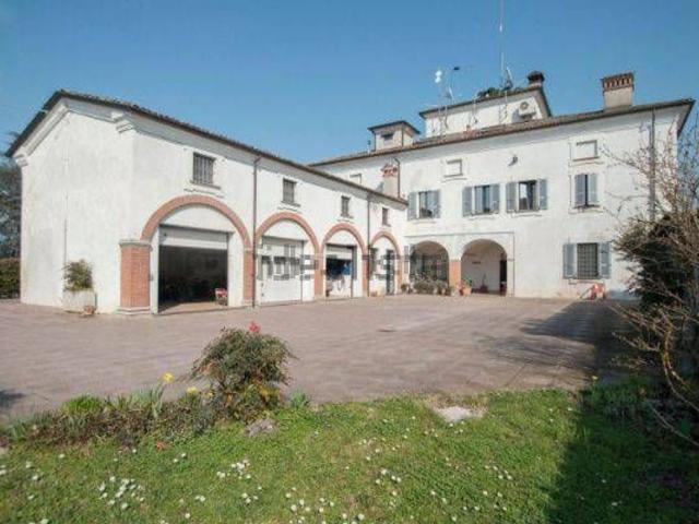Casa in vendita a Carpaneto Piacentino, Reggio Emilia