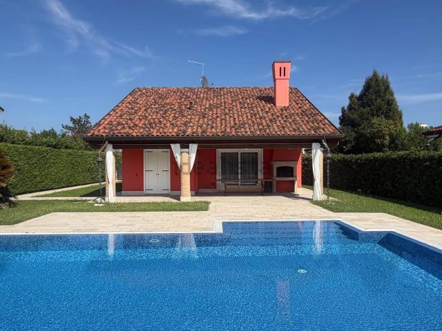 Casa in vendita a Rosolina, Rovigo