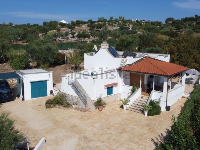 Casa in vendita a Contrada Badessa, Puglia