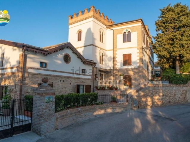 Casa in vendita a Unione dei Comuni della Val Vibrata, Sant'omero