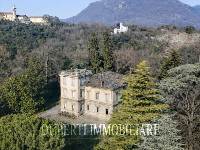 Casa in vendita a Unione dei comuni del Medio Verbano, Caravate