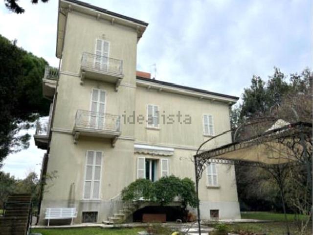 Casa in vendita a Rimini, Reggio Emilia