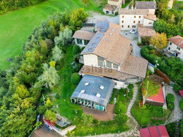 Casa in vendita a Appennino Reggiano, Re
