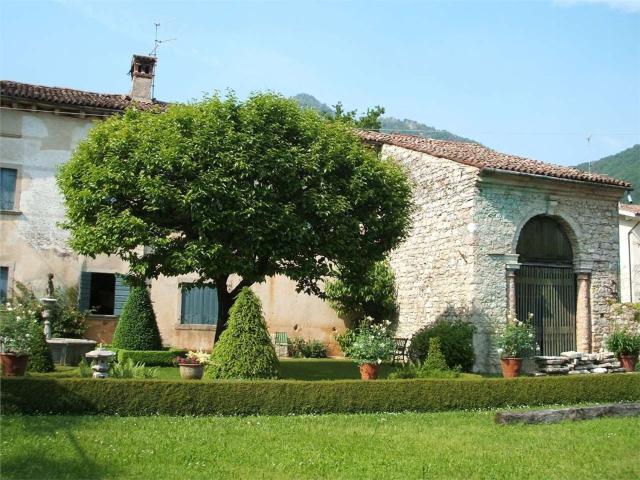 Casa in vendita a Follina, Veneto