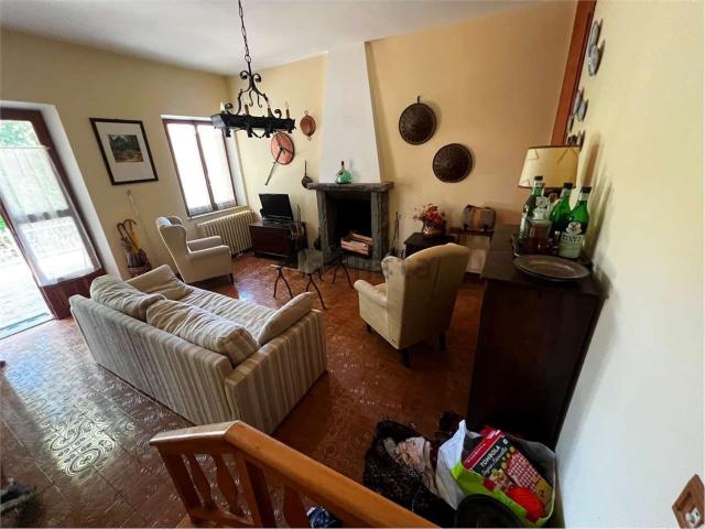 Casa in vendita a Unione dei comuni del Frignano, Pievepelago