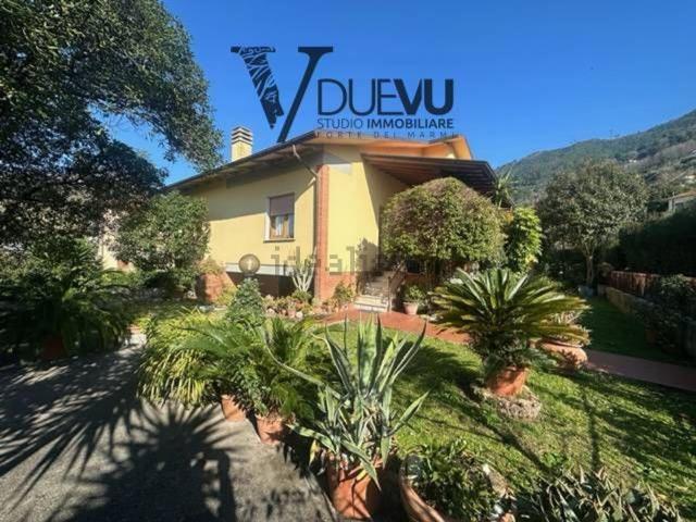 Casa in vendita a Tonfano, Toscana
