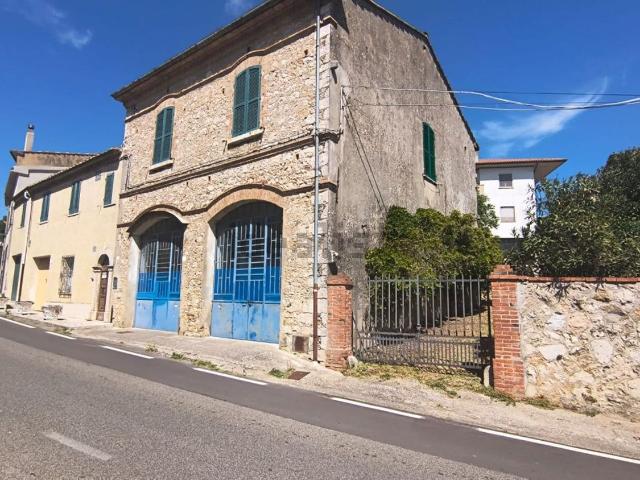 Casa in vendita a Unione dei Comuni Montani Amiata Grossetana, Semproniano