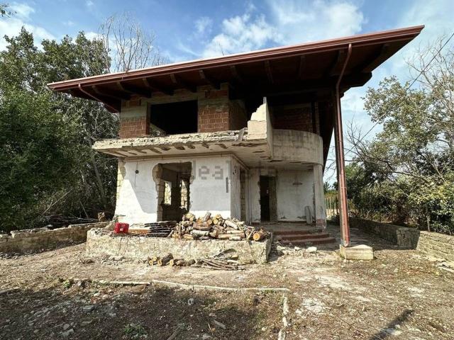 Casa in vendita a Scatozza, Castel Volturno