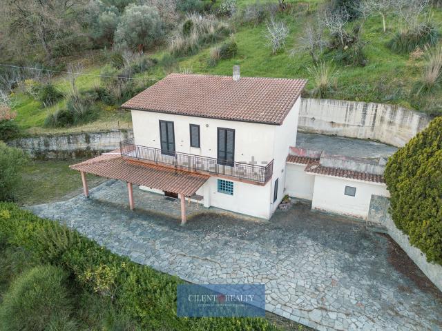 Casa in vendita a Perdifumo, Campania