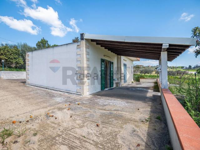 Casa in vendita a Favarella, Caltagirone