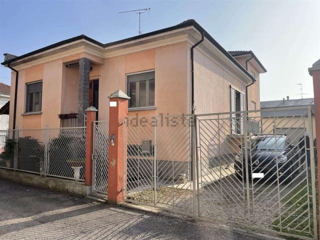Casa in vendita a Mortara, Pavia