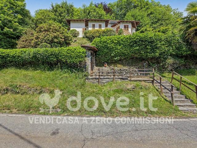 Casa in vendita a Comunità Montana Valli del Verbano, Maccagno