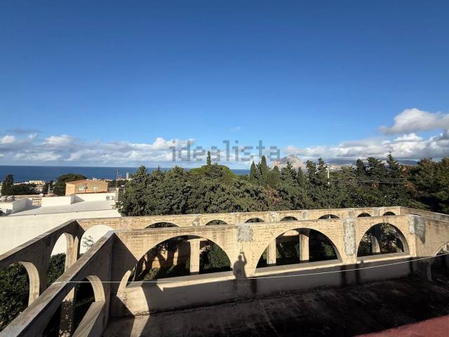 Casa in vendita a Valderice, Sicilia