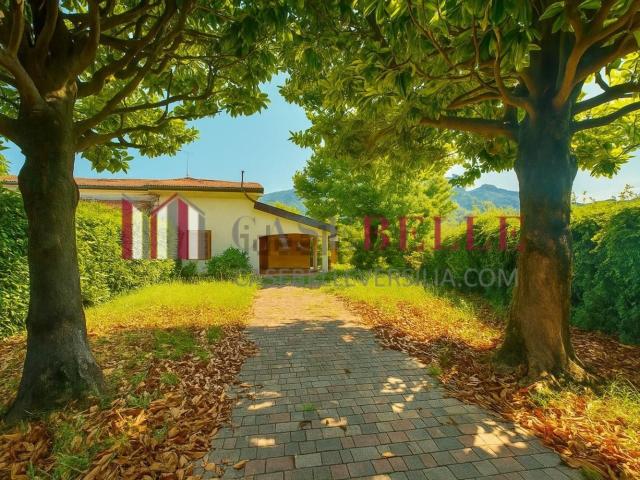 Casa in vendita a Camaiore, Toscana