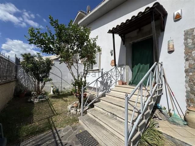 Casa in vendita a Centroni, Roma Capitale