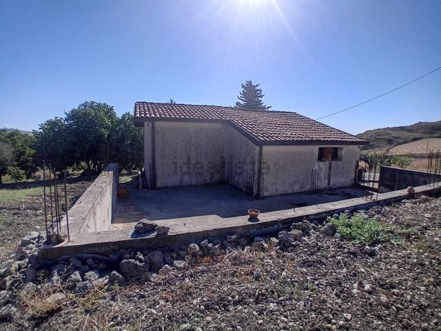 Casa in vendita a Mussomeli, Sicilia